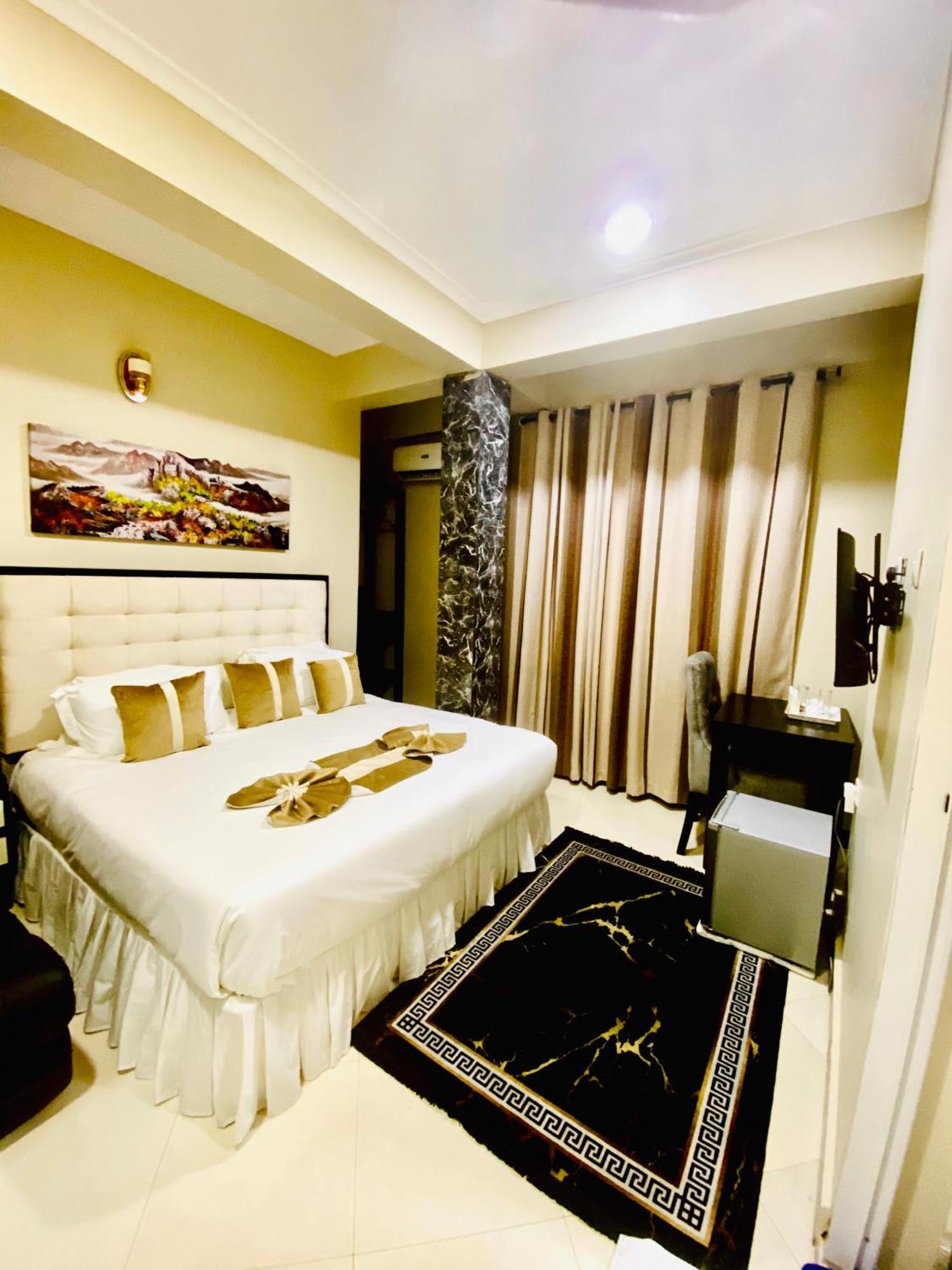 Diary Hotel Dar es Salaam Exterior foto