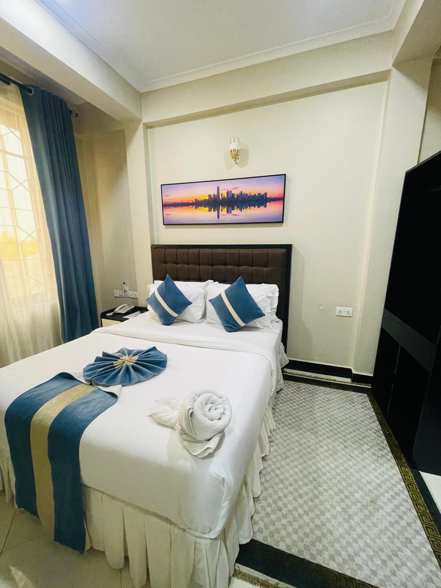 Diary Hotel Dar es Salaam Exterior foto